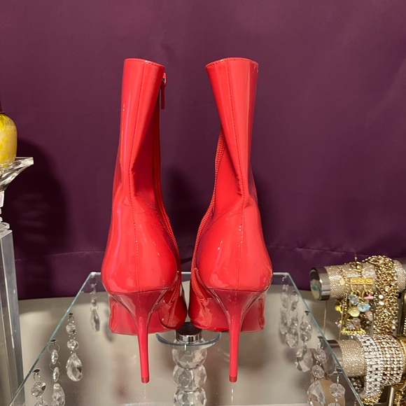 Beautiful sexy boots - Picture 2 of 3